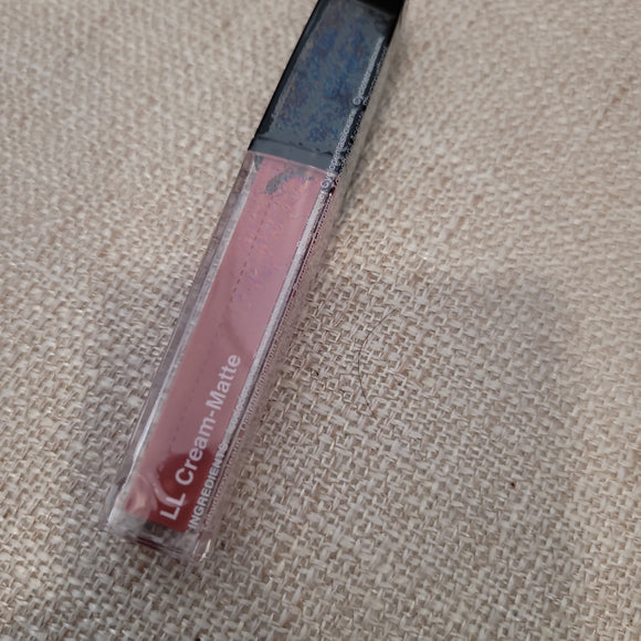 Liquid lipstick